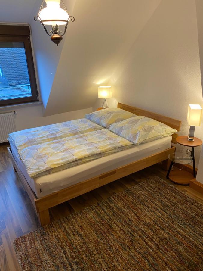 Apartamento Unter Dem Dach Mit Parkplatz Brema Exterior foto