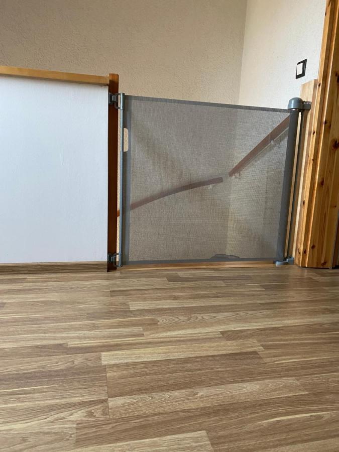 Apartamento Unter Dem Dach Mit Parkplatz Brema Exterior foto