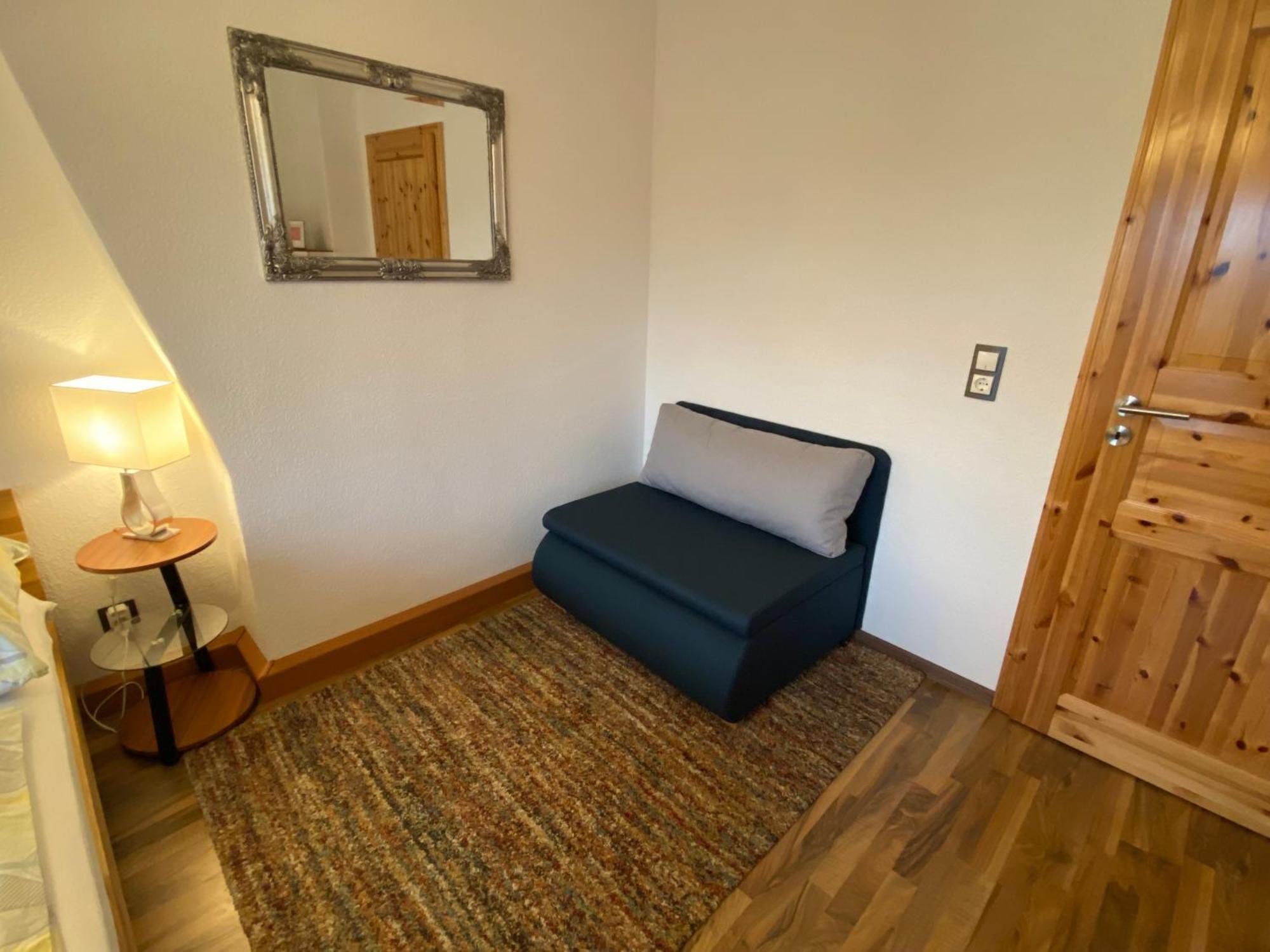 Apartamento Unter Dem Dach Mit Parkplatz Brema Exterior foto