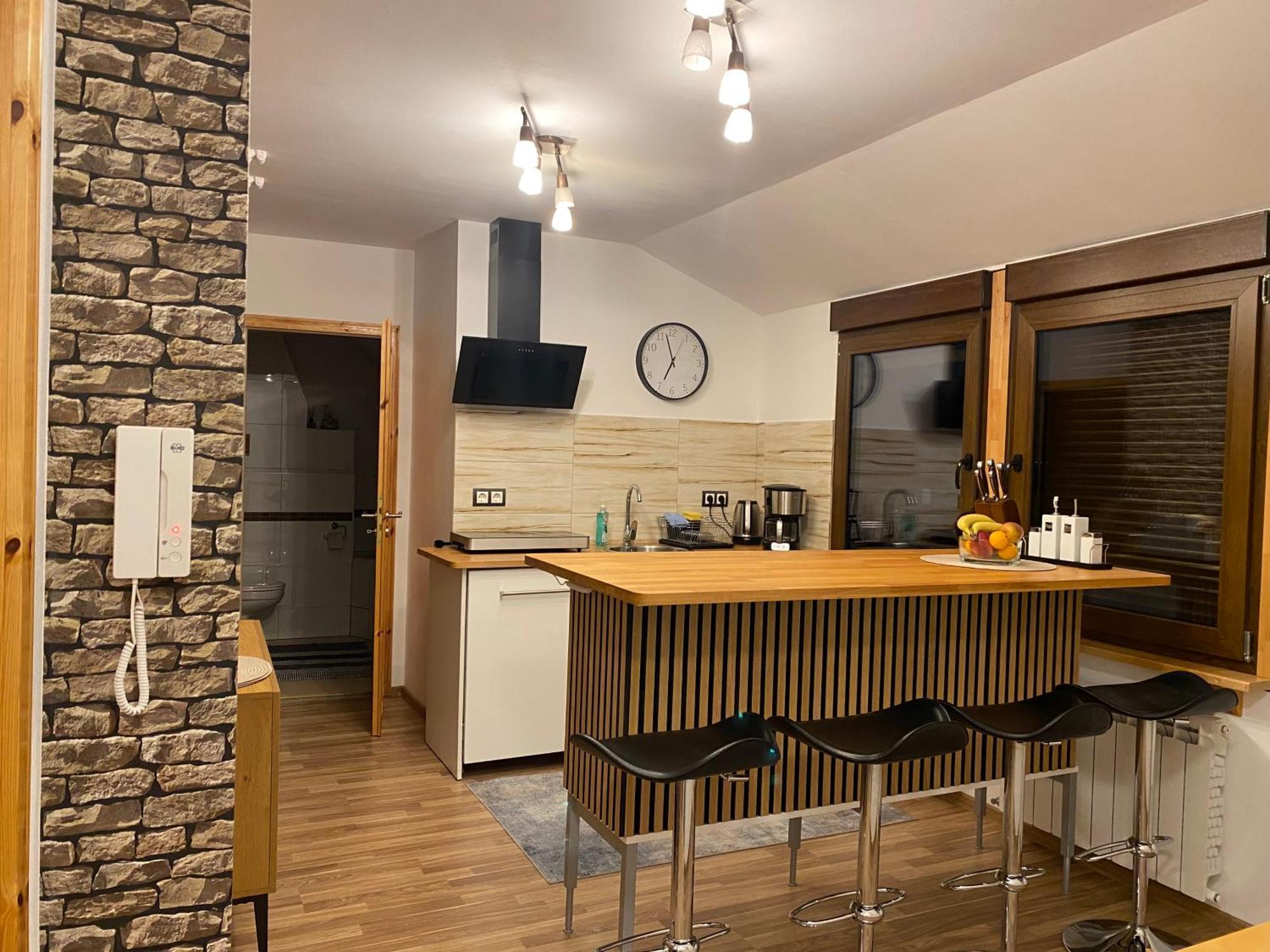 Apartamento Unter Dem Dach Mit Parkplatz Brema Exterior foto