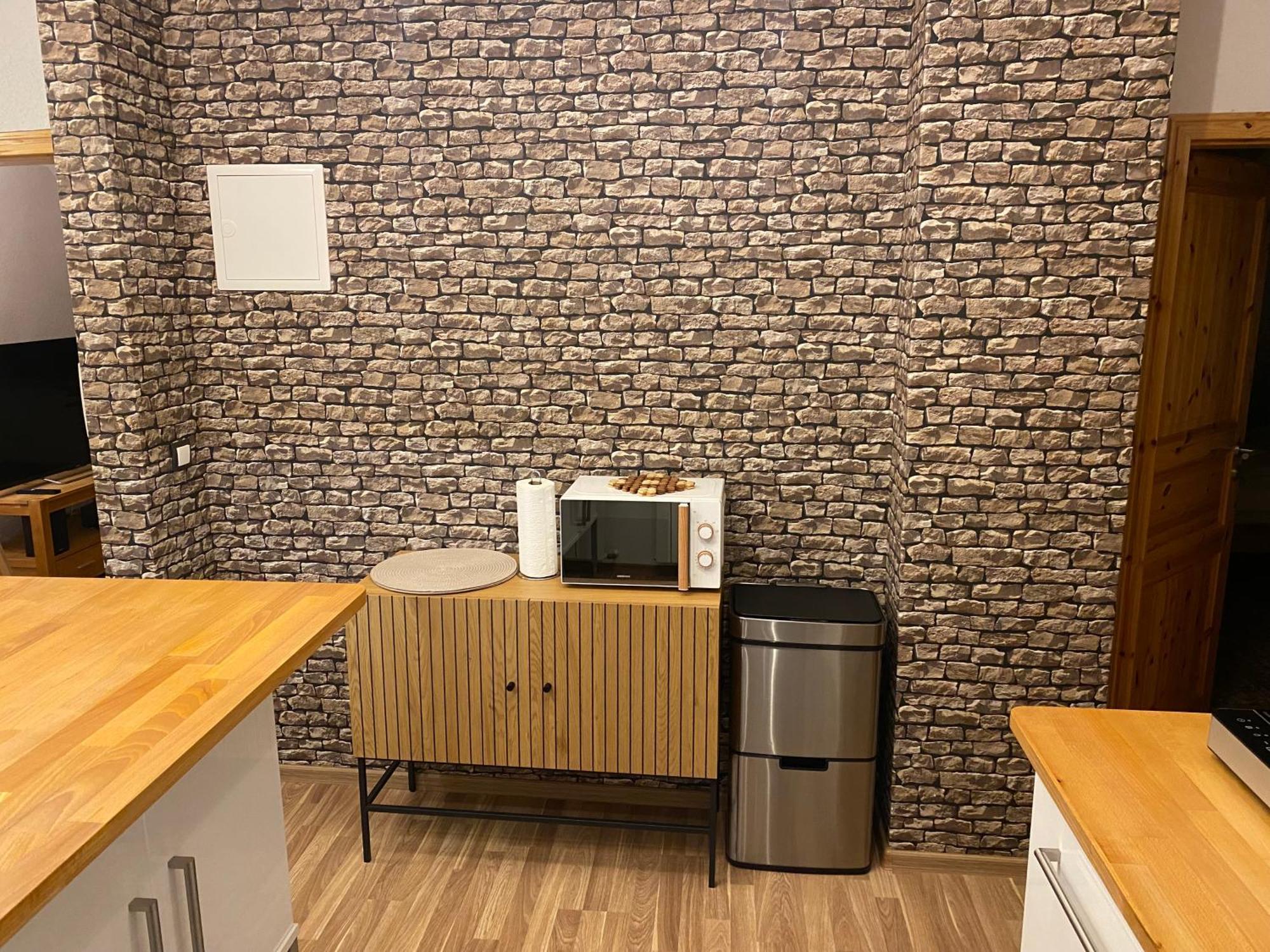 Apartamento Unter Dem Dach Mit Parkplatz Brema Exterior foto