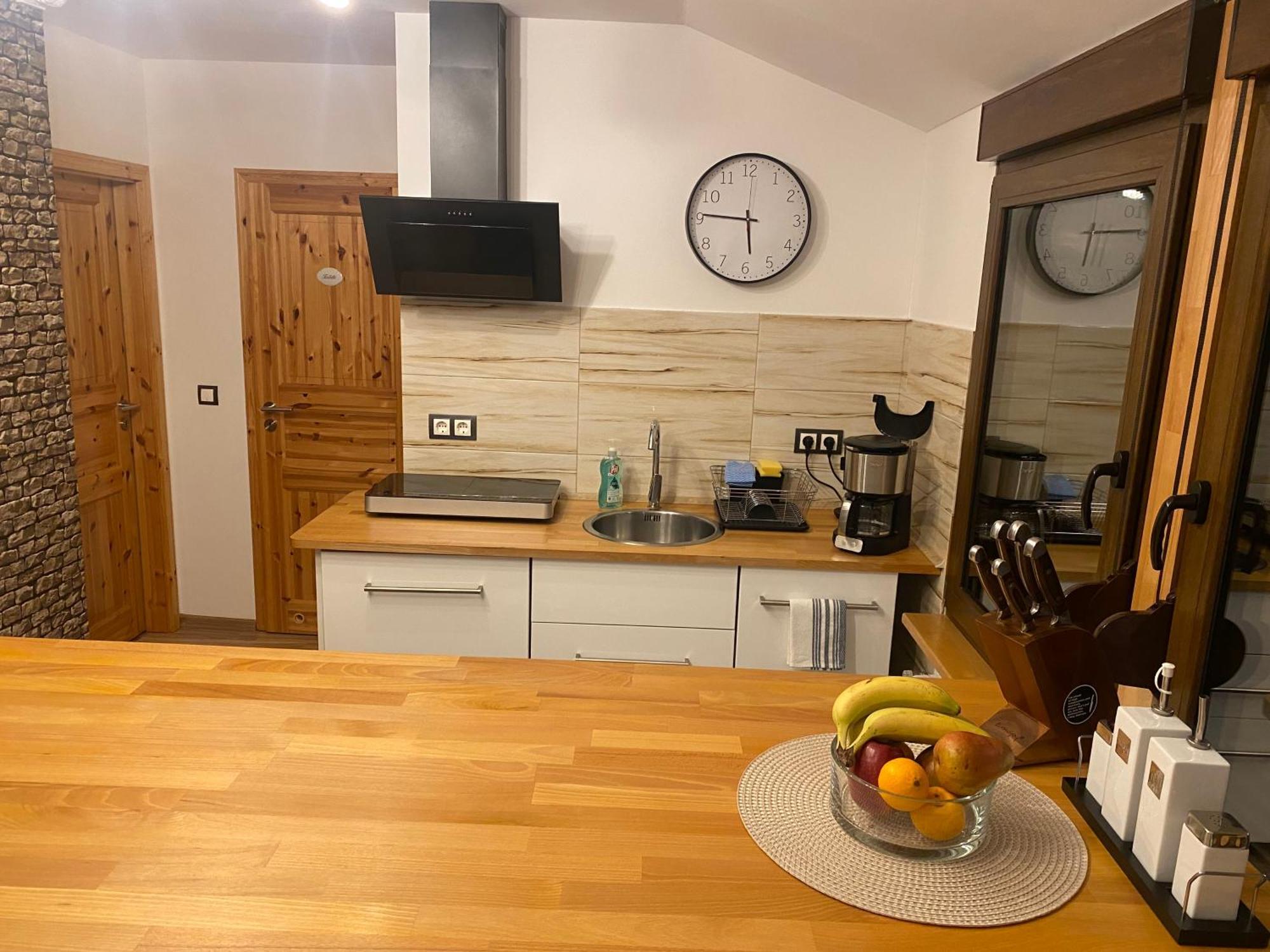 Apartamento Unter Dem Dach Mit Parkplatz Brema Exterior foto