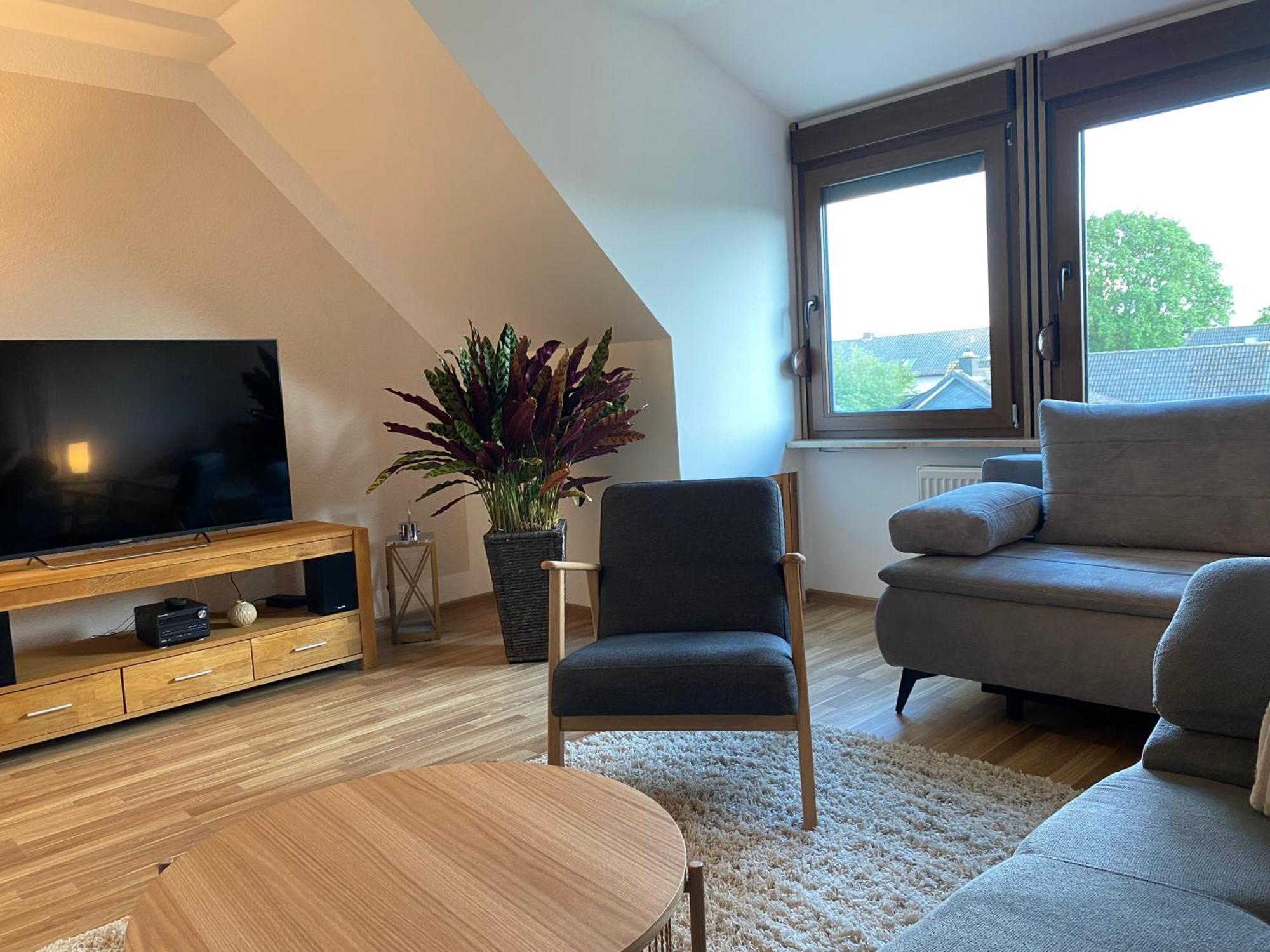Apartamento Unter Dem Dach Mit Parkplatz Brema Exterior foto