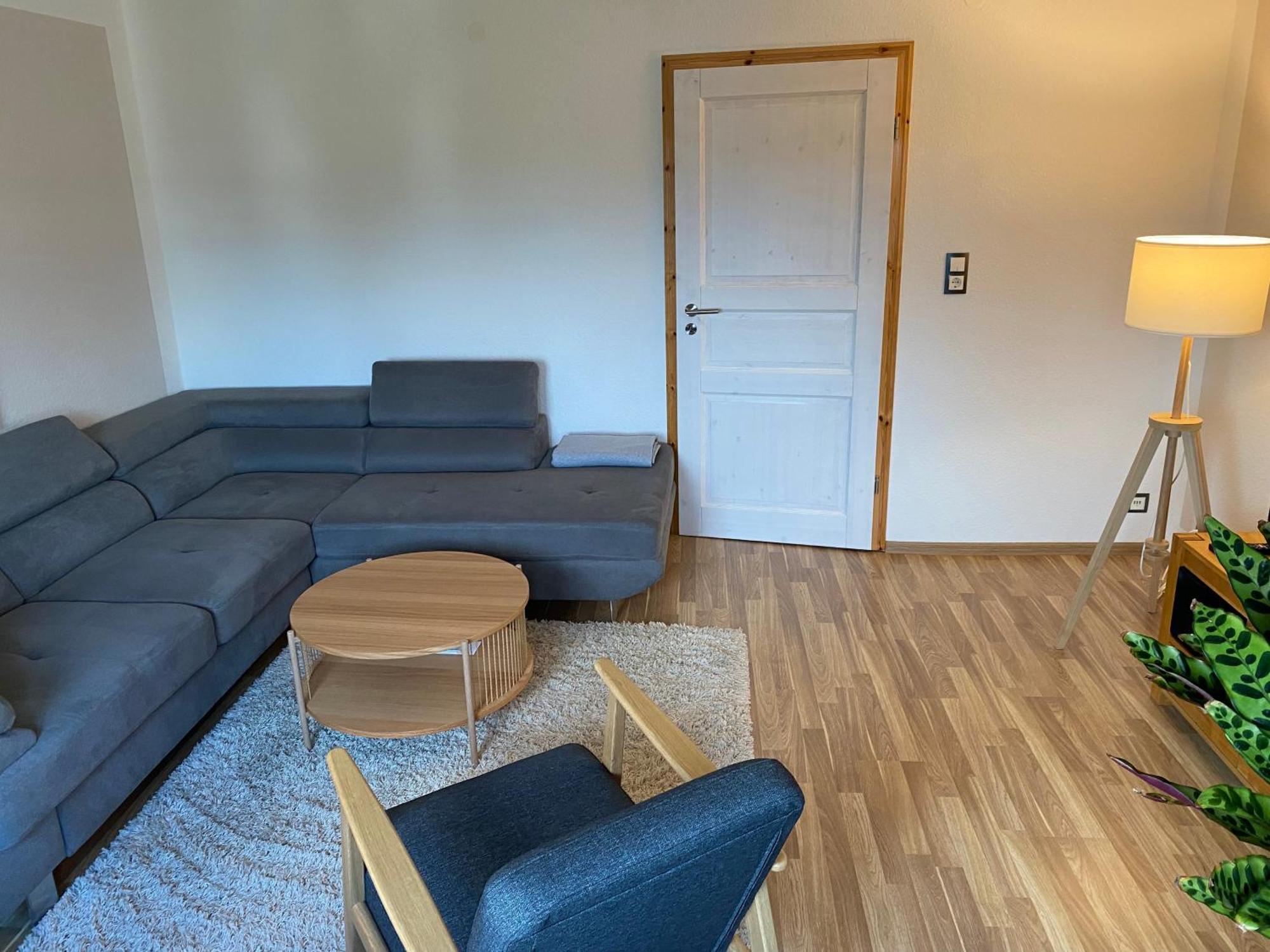 Apartamento Unter Dem Dach Mit Parkplatz Brema Exterior foto